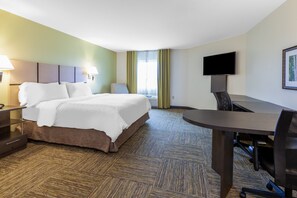 In-room safe, desk, laptop workspace, blackout curtains - Candlewood Suites Kalamazoo Se by IHG (Kalamazoo)