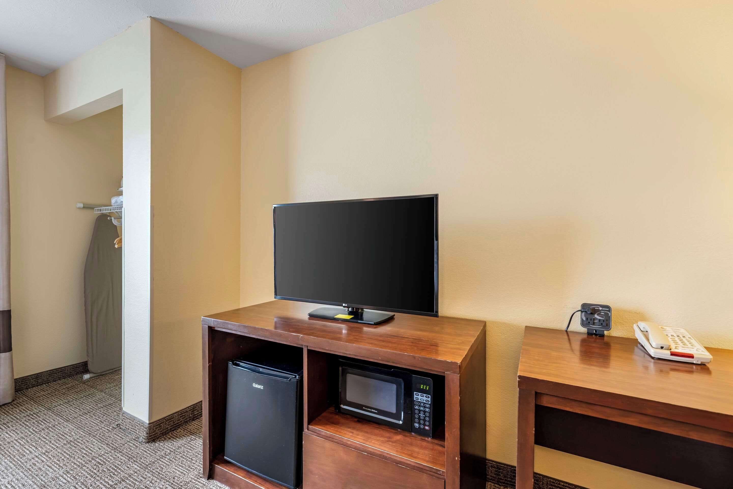 comfort suite, 1 king bed with sofa bed, non smoking | hypo-allergenic bedding, desk, laptop workspace, blackout curtains