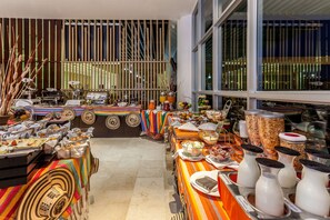 Tägliches inbegriffenes großes Frühstück