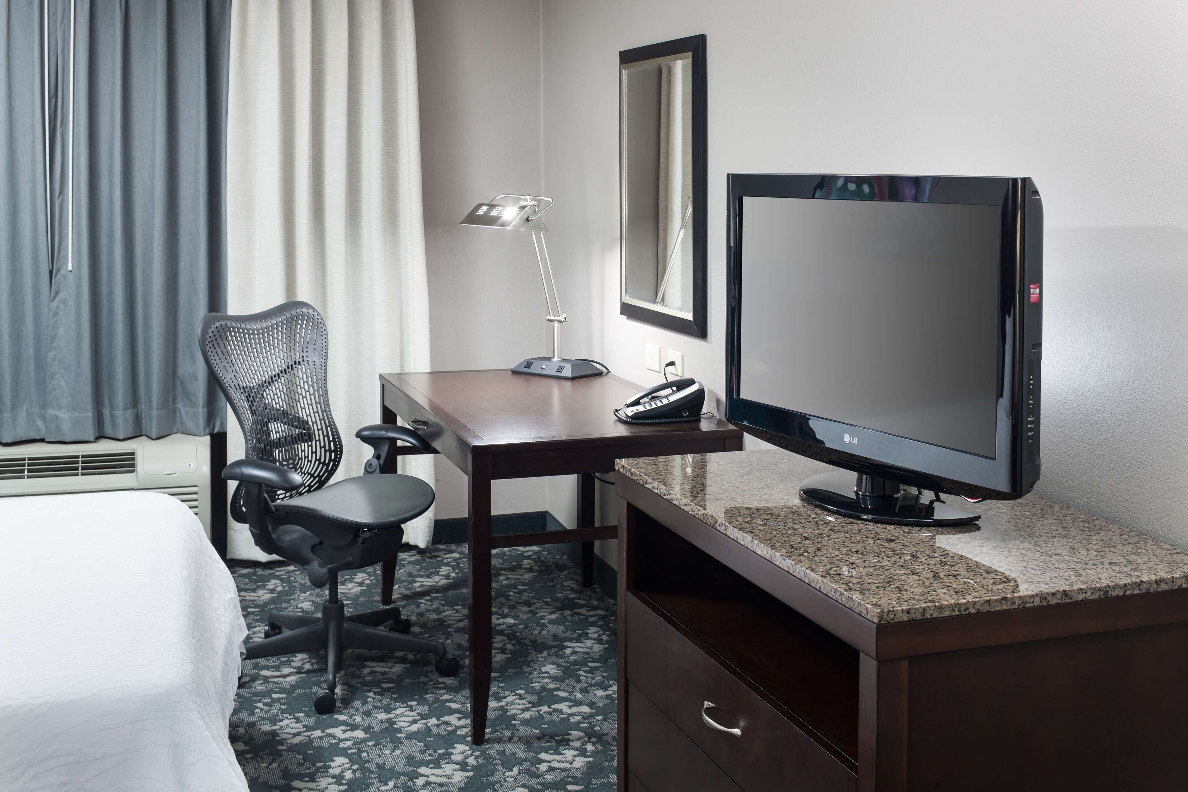 premium bedding, in-room safe, desk, laptop workspace