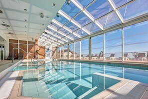 Indoor pool, seasonal outdoor pool, pool loungers