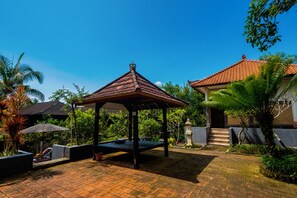Ngoại thất