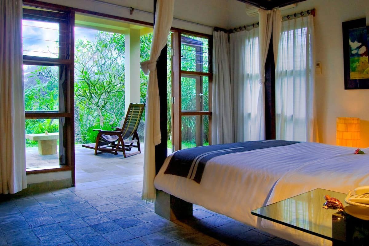 Minibar, Zimmersafe, Schreibtisch, kostenloses WLAN