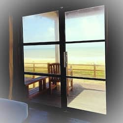 Deluxe Twin Room, Sea View | 1 bedroom, minibar, desk, free WiFi