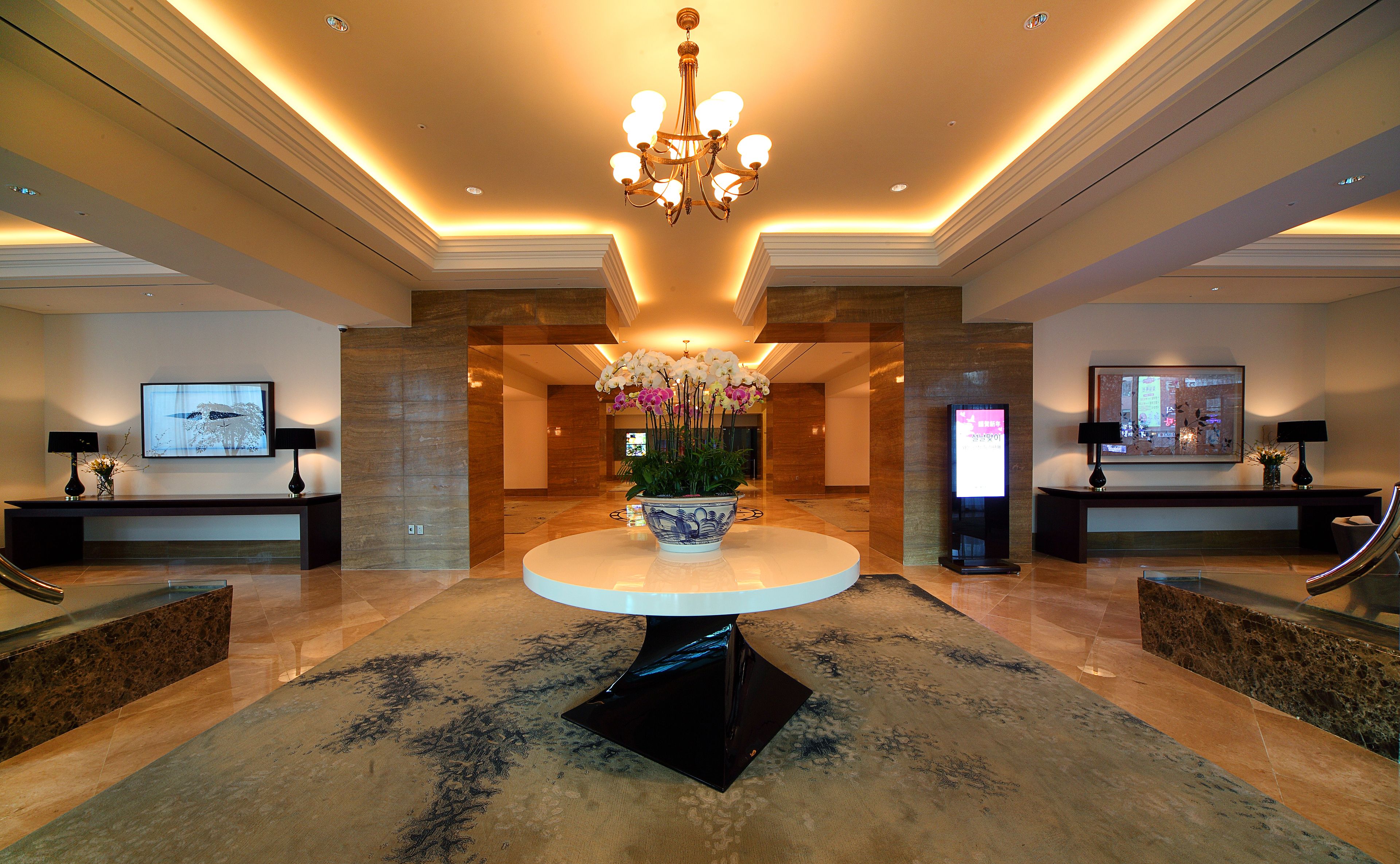 lobby