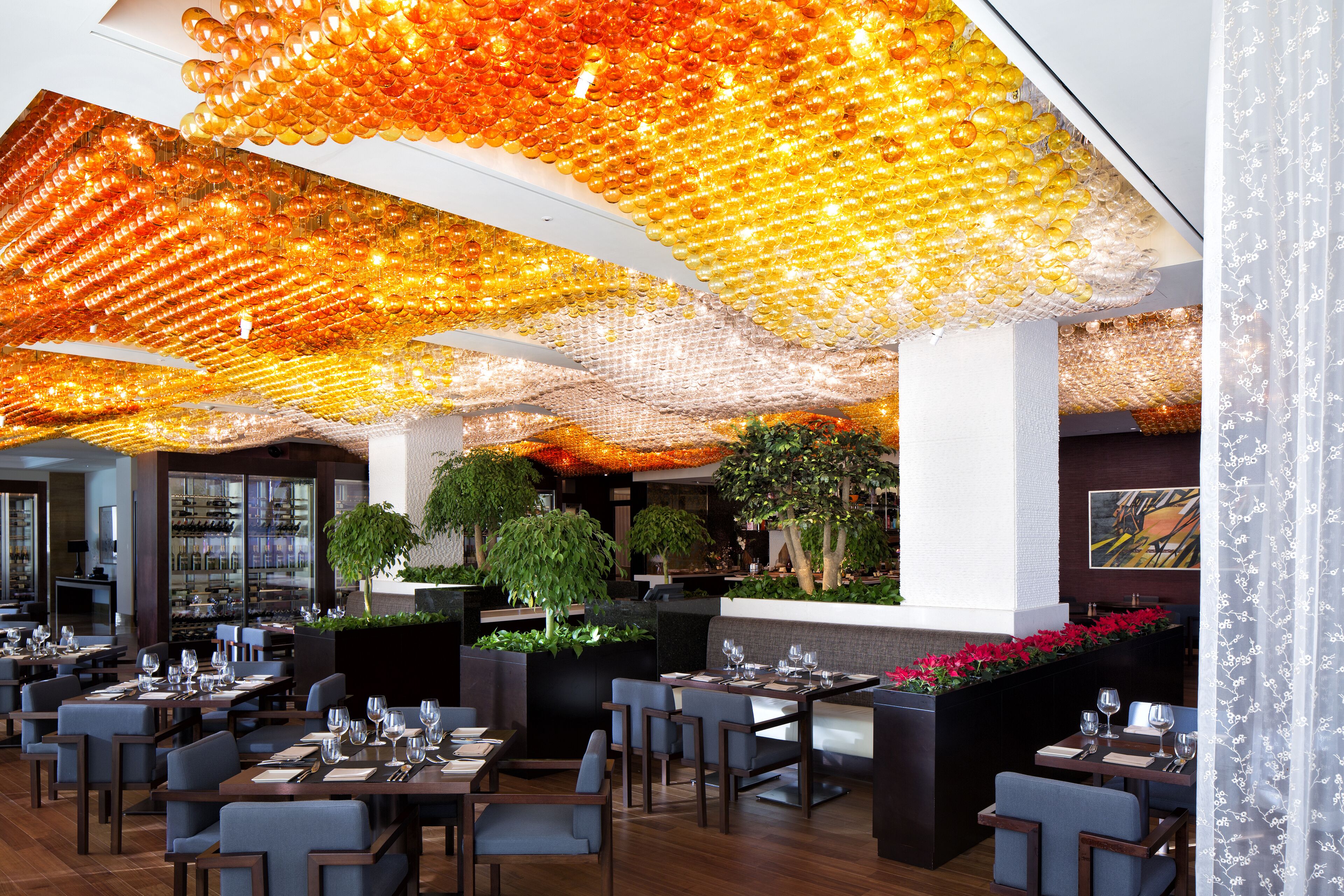 3 restaurants, breakfast, lunch, dinner served; italian cuisine