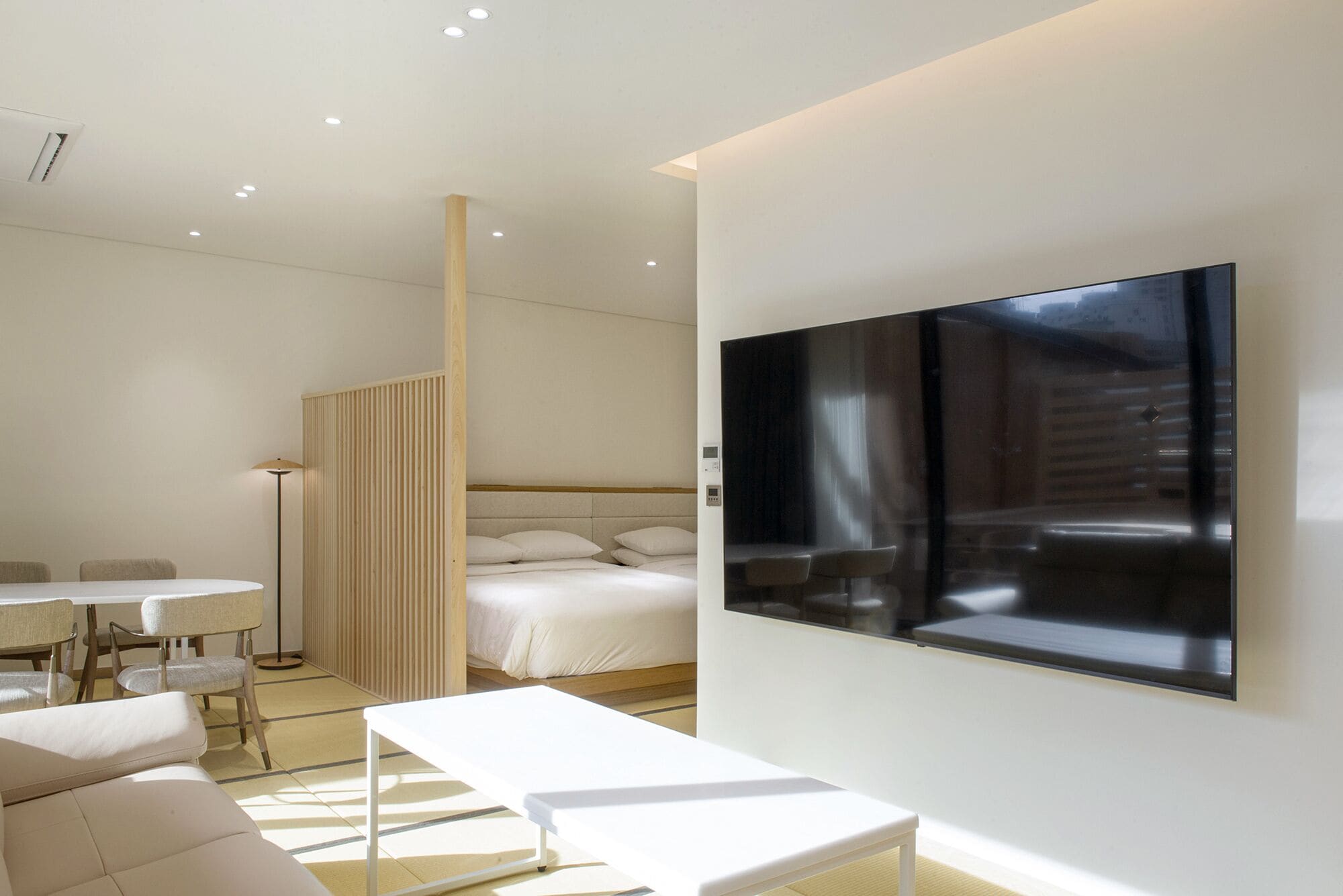 Spa Premier Family | Minibar, in-room safe, desk, free WiFi