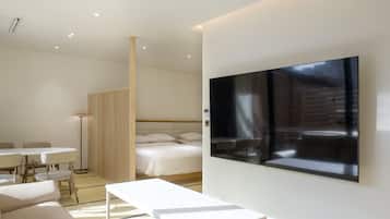 Spa Premier Family | Minibar, in-room safe, desk, free WiFi