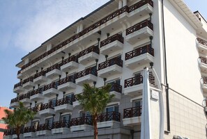 View from property - Ocean Grand Hotel Jeju (Jeju City)