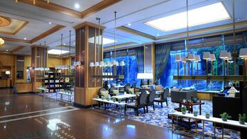 Lobby-Lounge