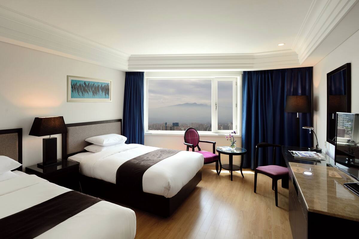 In-room safe, desk, iron/ironing board (on request), WiFi (free)