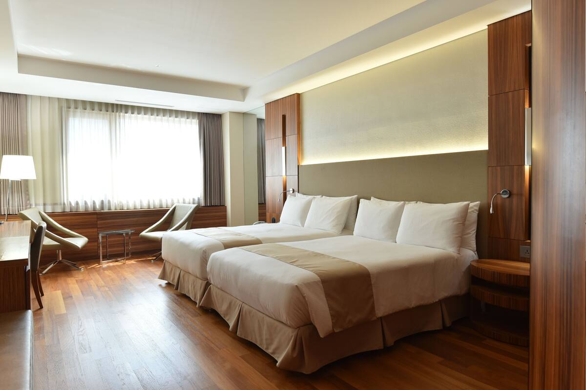 Family Twin Room