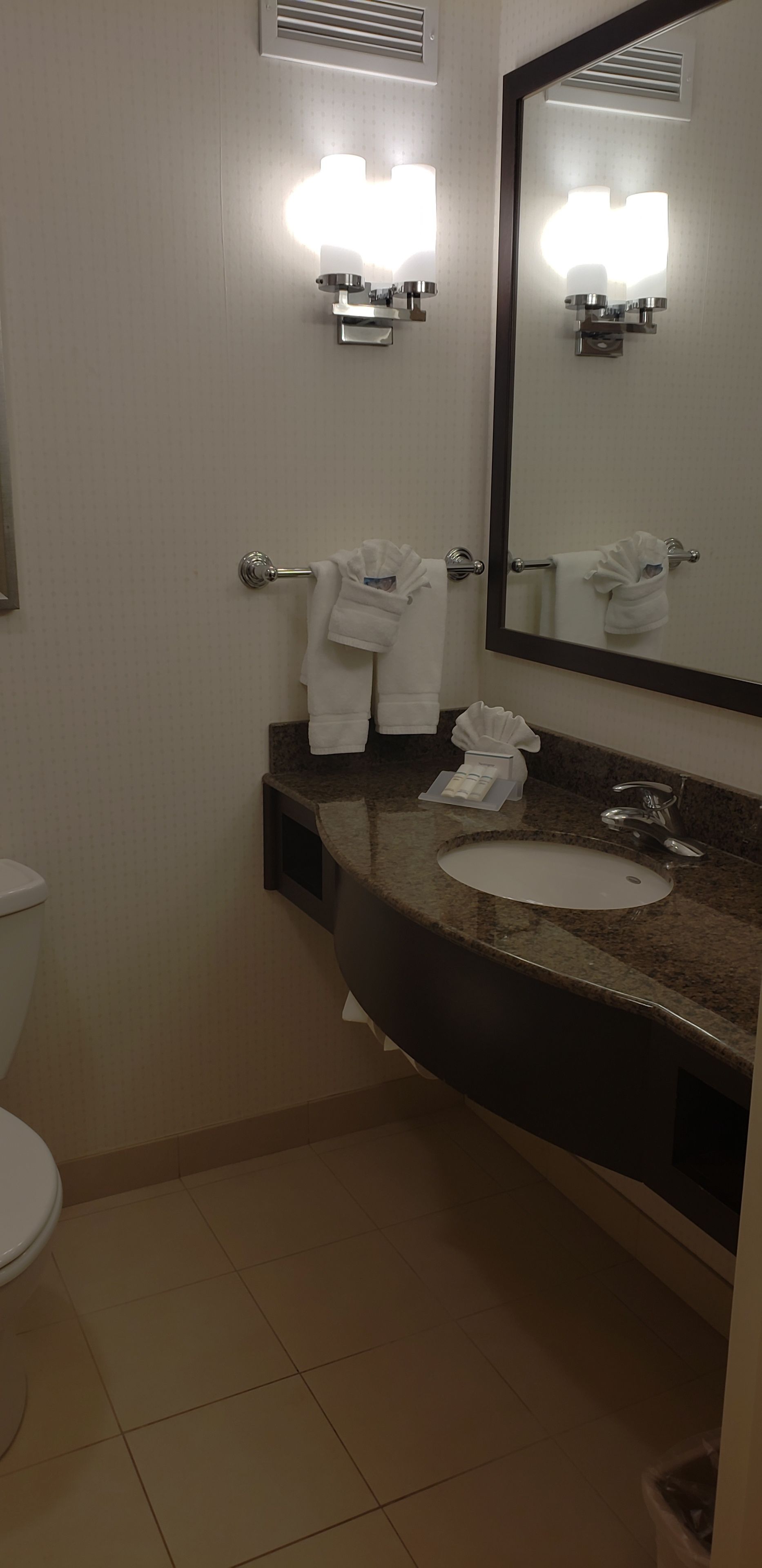Foto - Hilton Garden Inn  San Bernardino