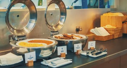 Holiday Inn Express Kettering by IHG