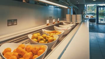 Free daily buffet breakfast