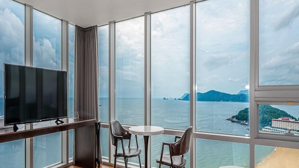 View from property - Haeundae Seacloud Hotel Residence (Busan)