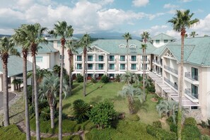 Exterior - The Suites Hotel Jeju (Seogwipo)