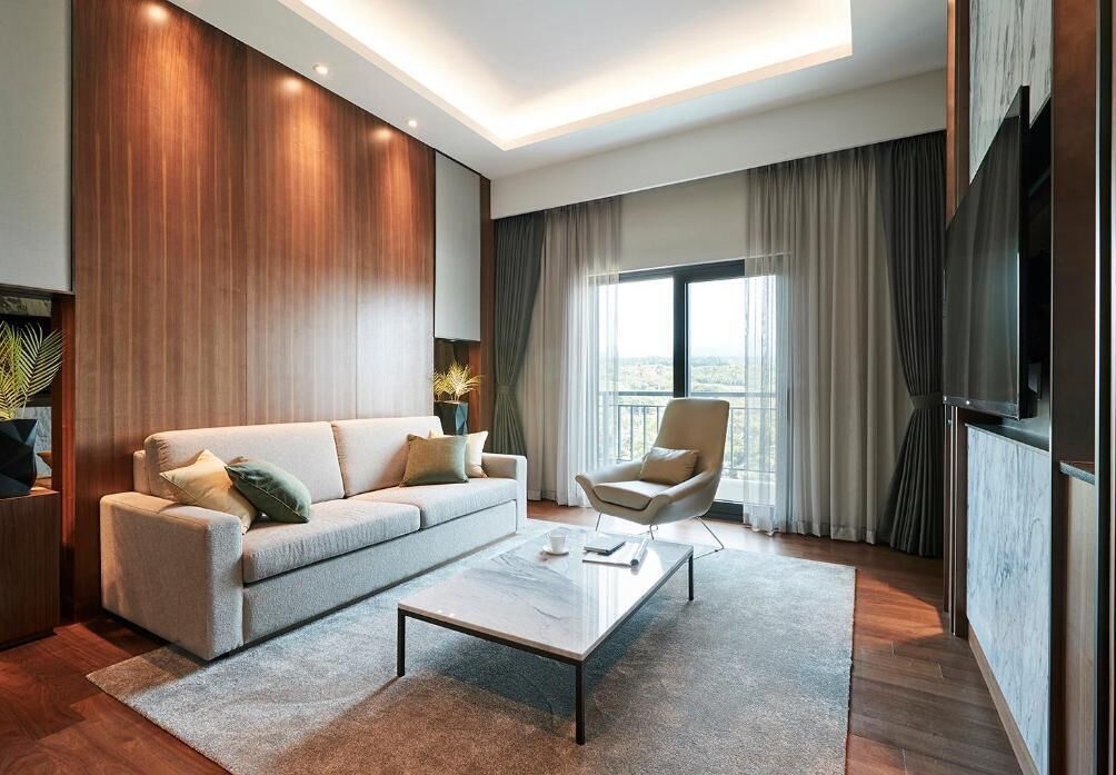 Living area | 42-inch LED TV with satellite channels, TV