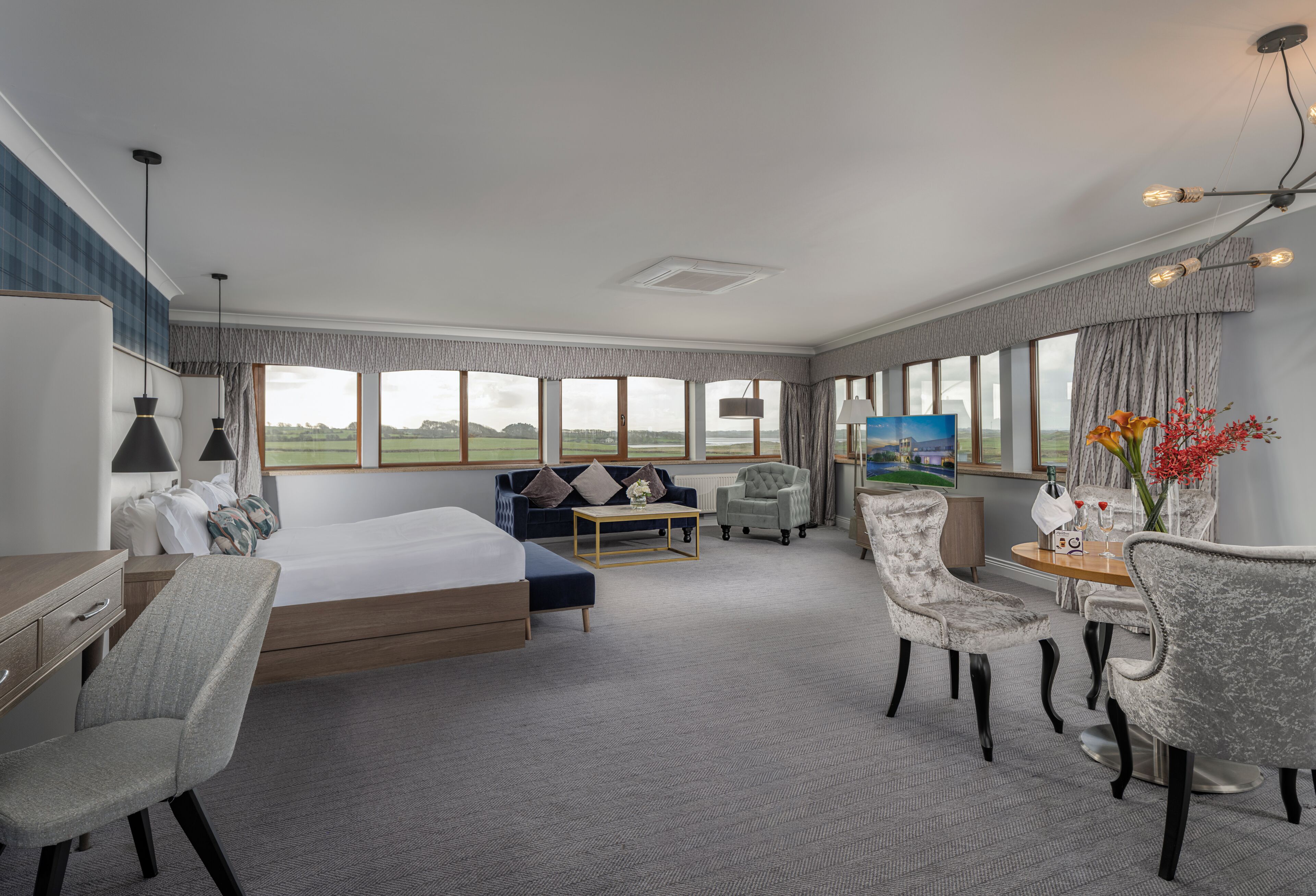 Benbulben Suite | 1 bedroom, premium bedding, in-room safe, desk