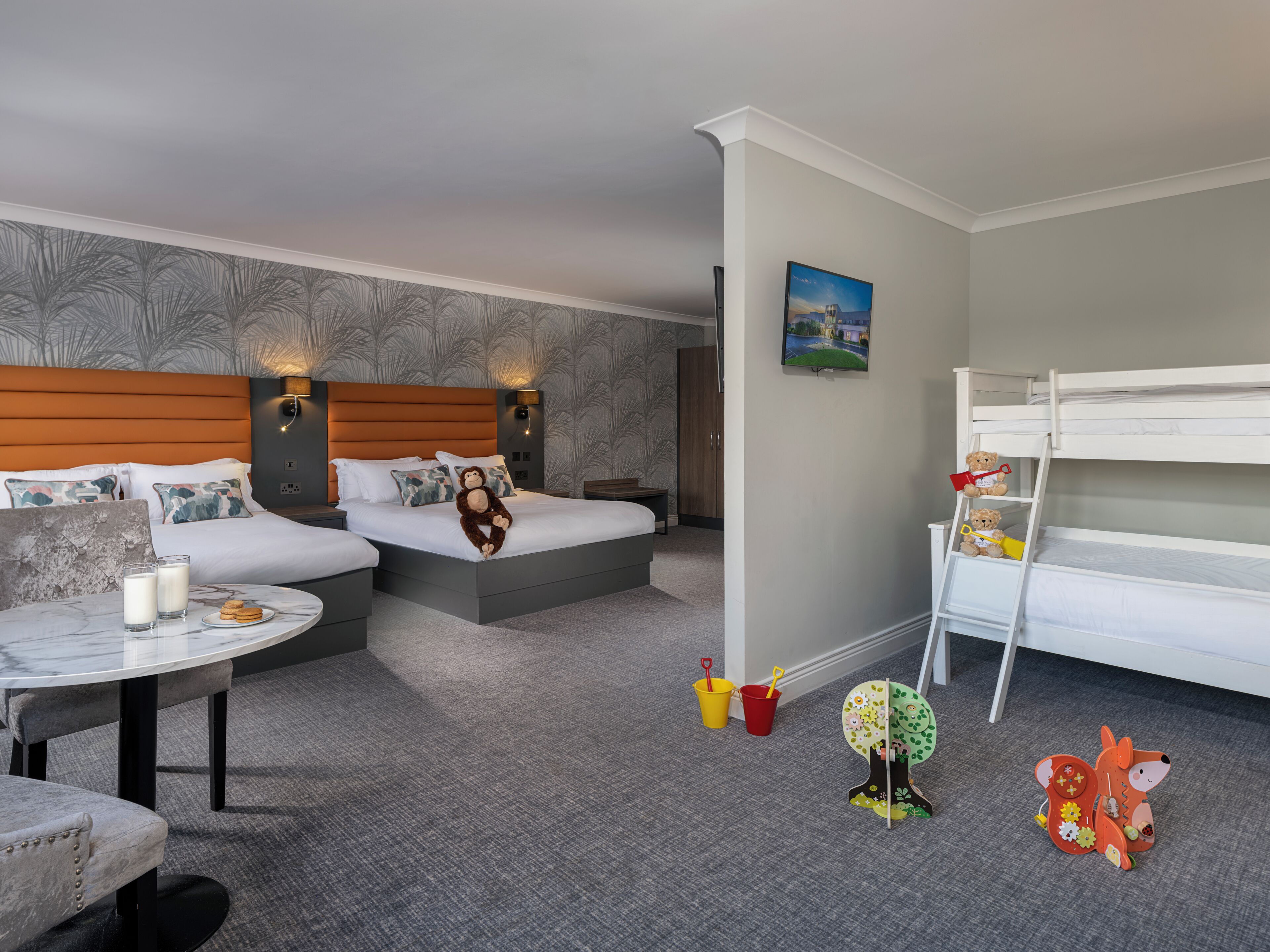 1 bedroom, premium bedding, in-room safe, desk