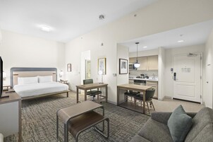 TV de tela plana 32 polegadas com canais a cabo, TV, filmes pagos