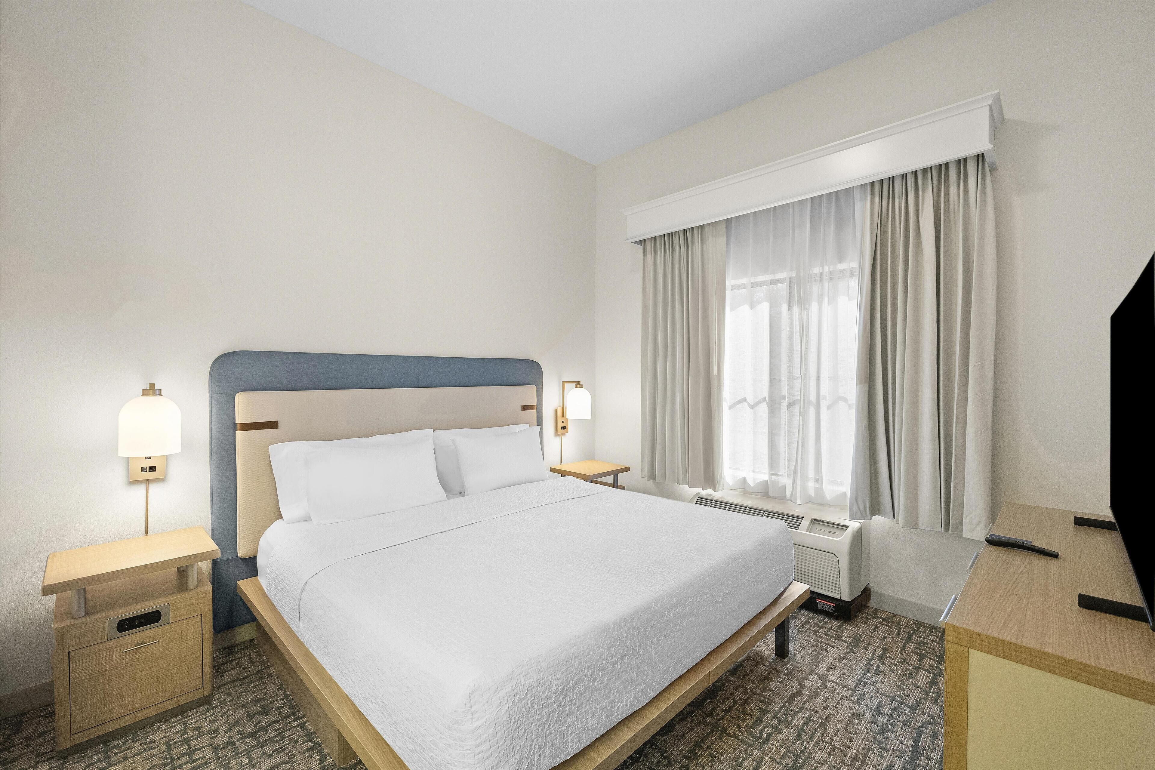 Desk, iron/ironing board, free cots/infant beds, free rollaway beds