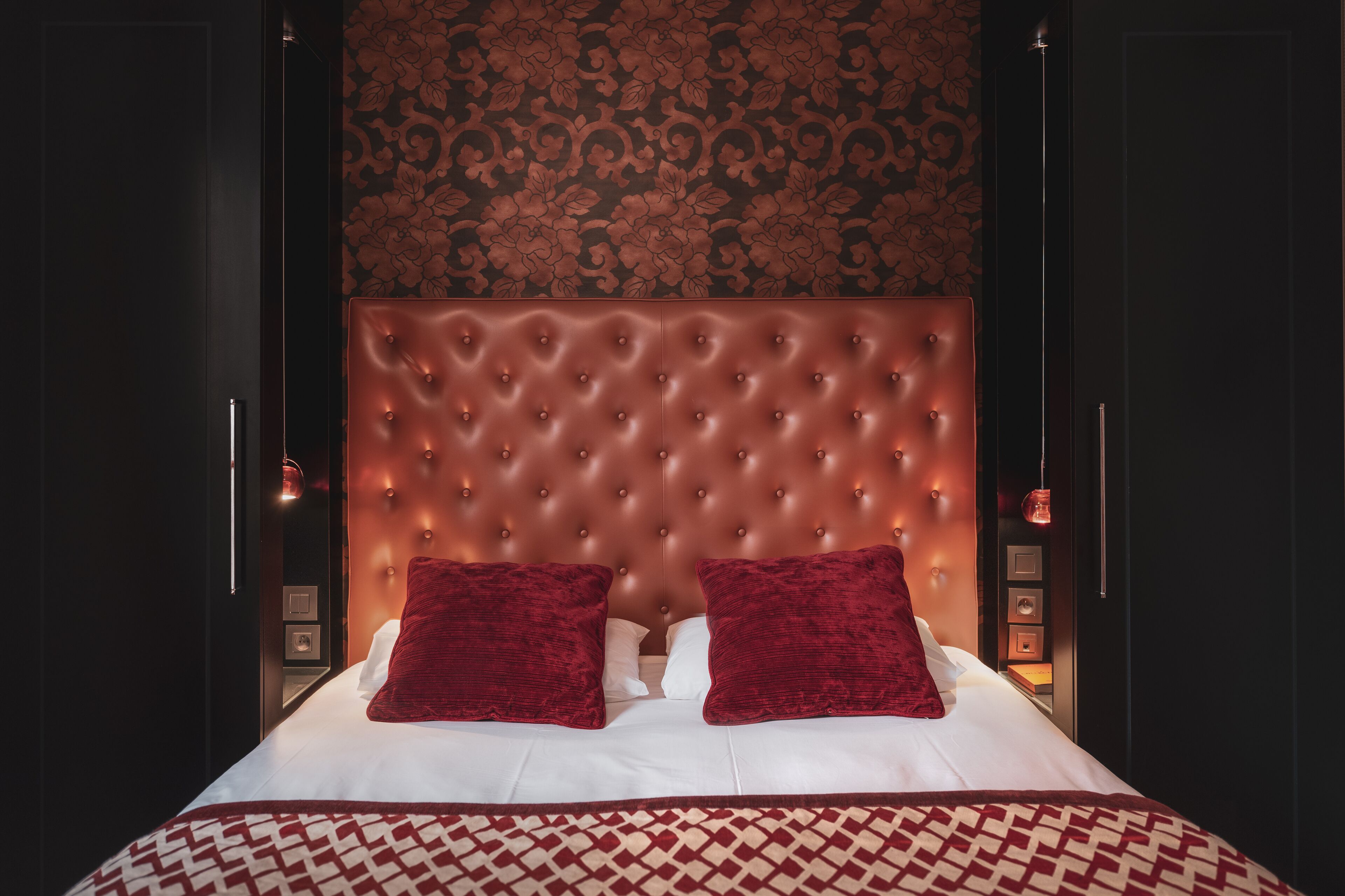 superior double room | in-room safe, individually decorated, individually furnished