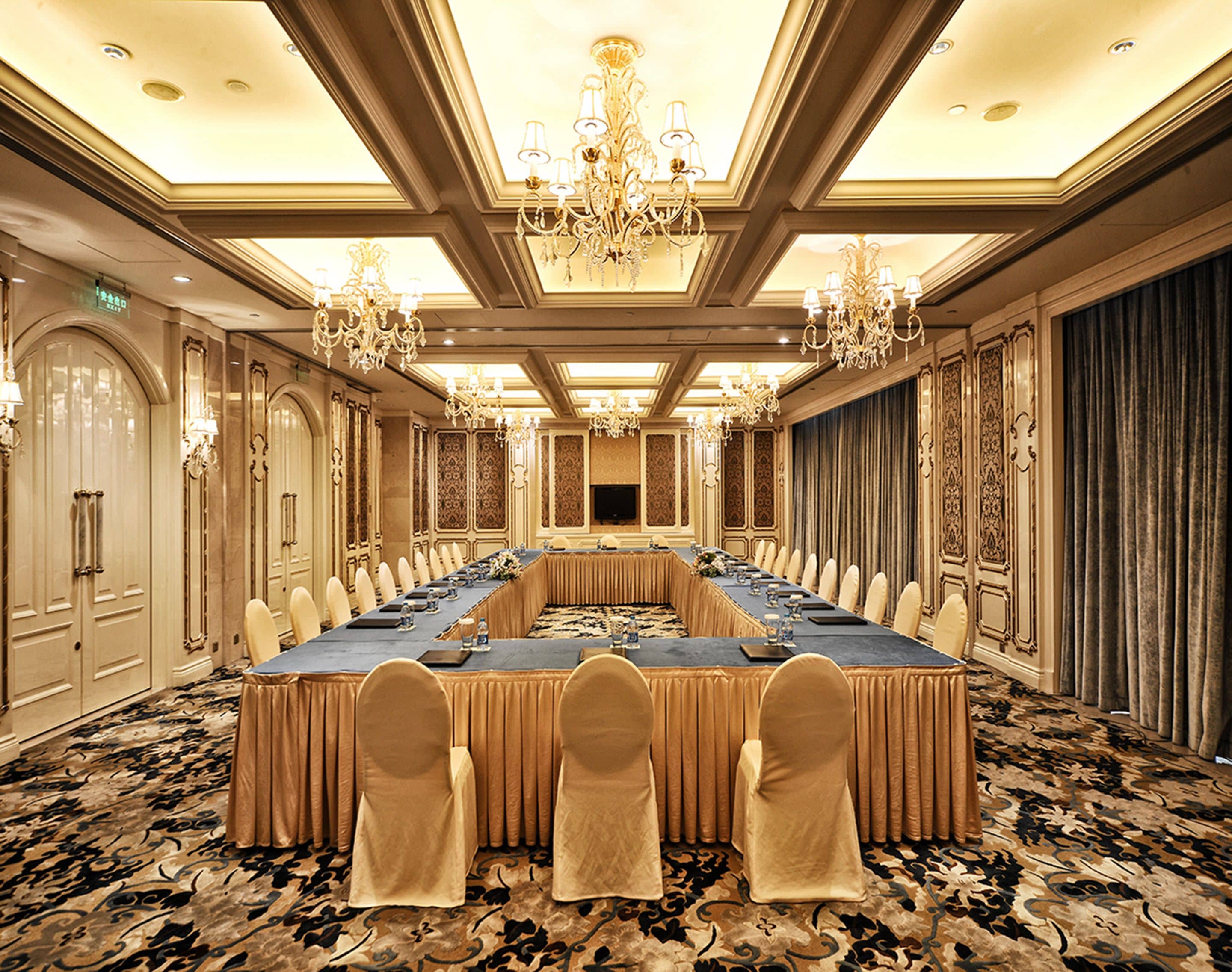 banquet hall