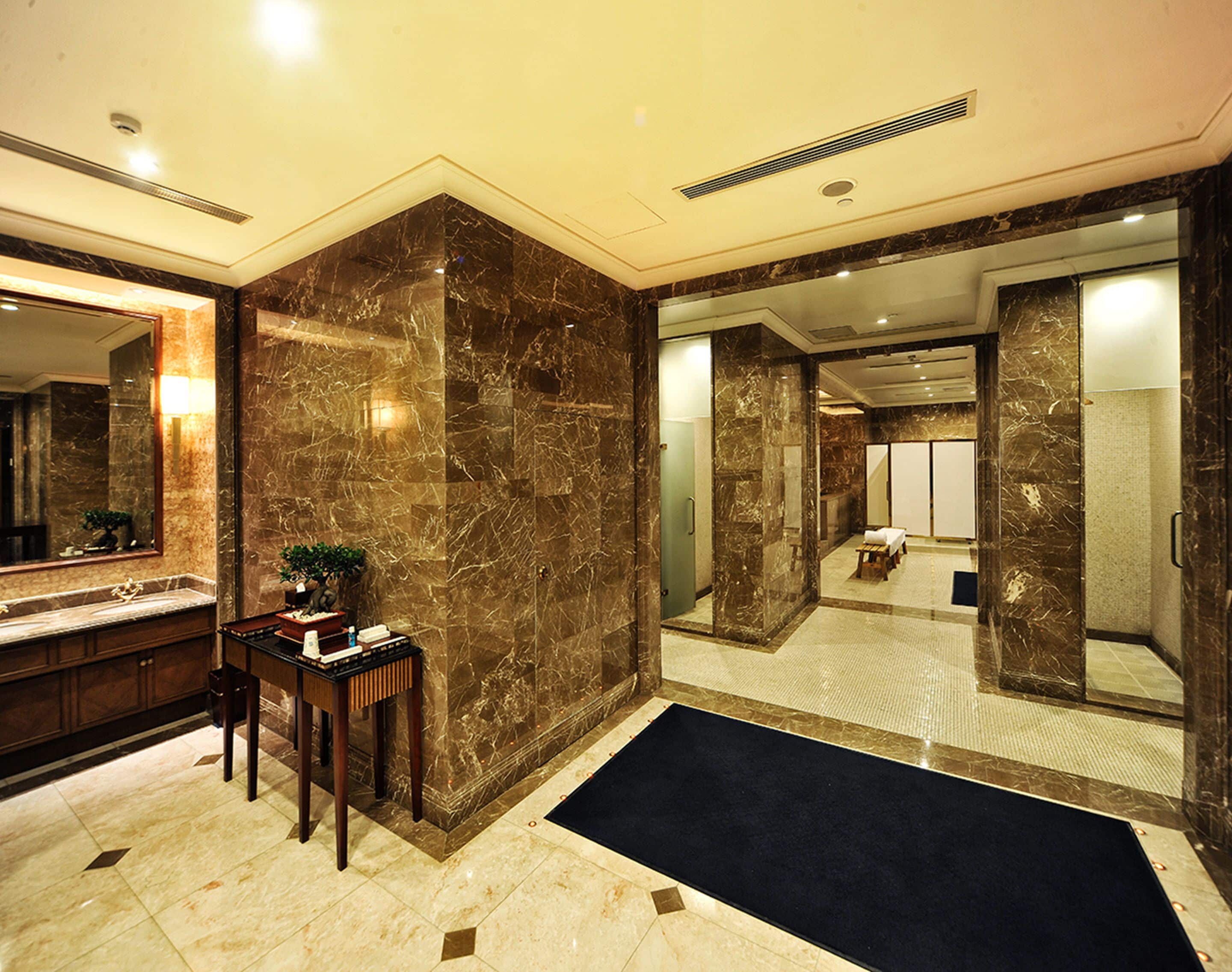 body treatments, facials, massage/treatment rooms