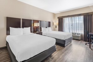 Ropa de cama de alta calidad, colchones con pillow-top y escritorio 