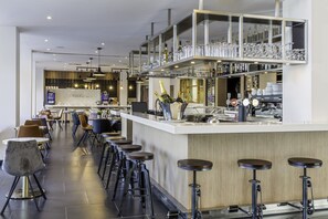 Bar (on property) - Best Western Plus Europe Hotel (Brest)