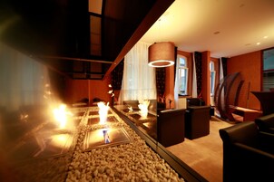 Área de estar no saguão