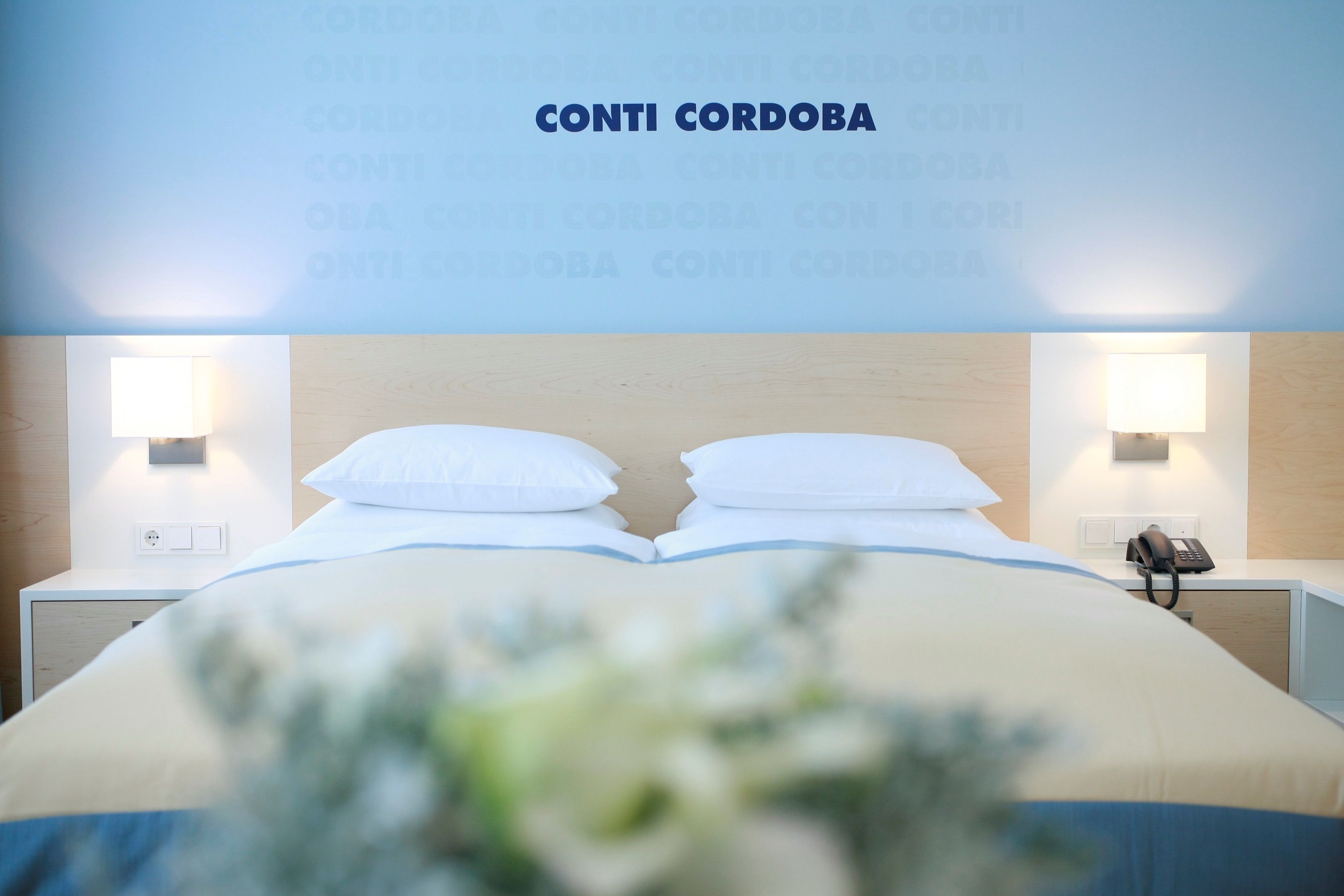 Deluxe Room, 1 Bedroom | Hypo-allergenic bedding, down duvets, minibar, in-room safe