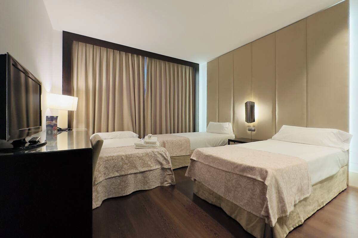 1 bedroom, minibar, in-room safe, desk