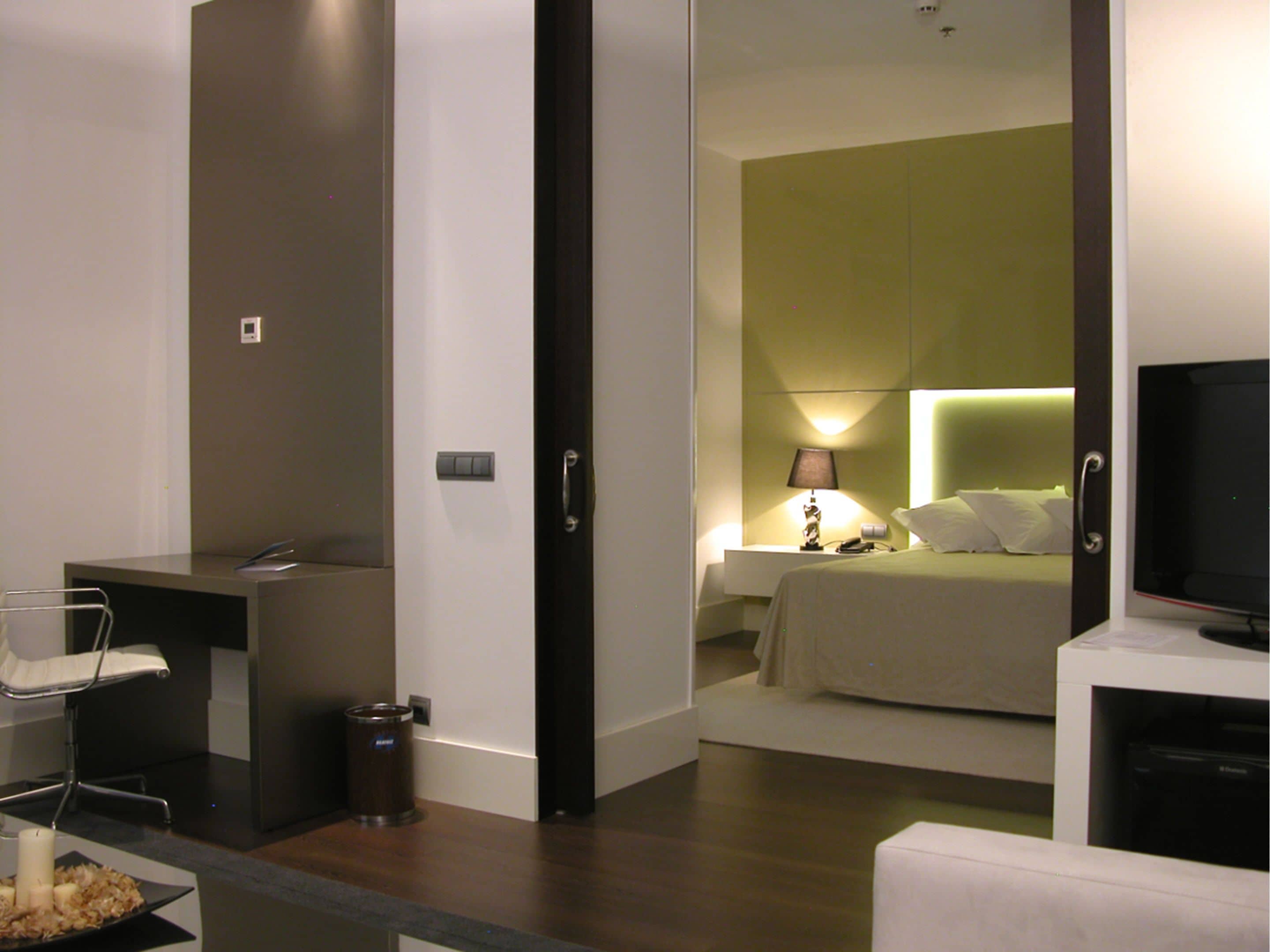 junior suite | 1 bedroom, minibar, in-room safe, desk