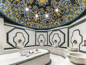 Sauna, bany turc/hammam, sales de massatge o tractament i massatges