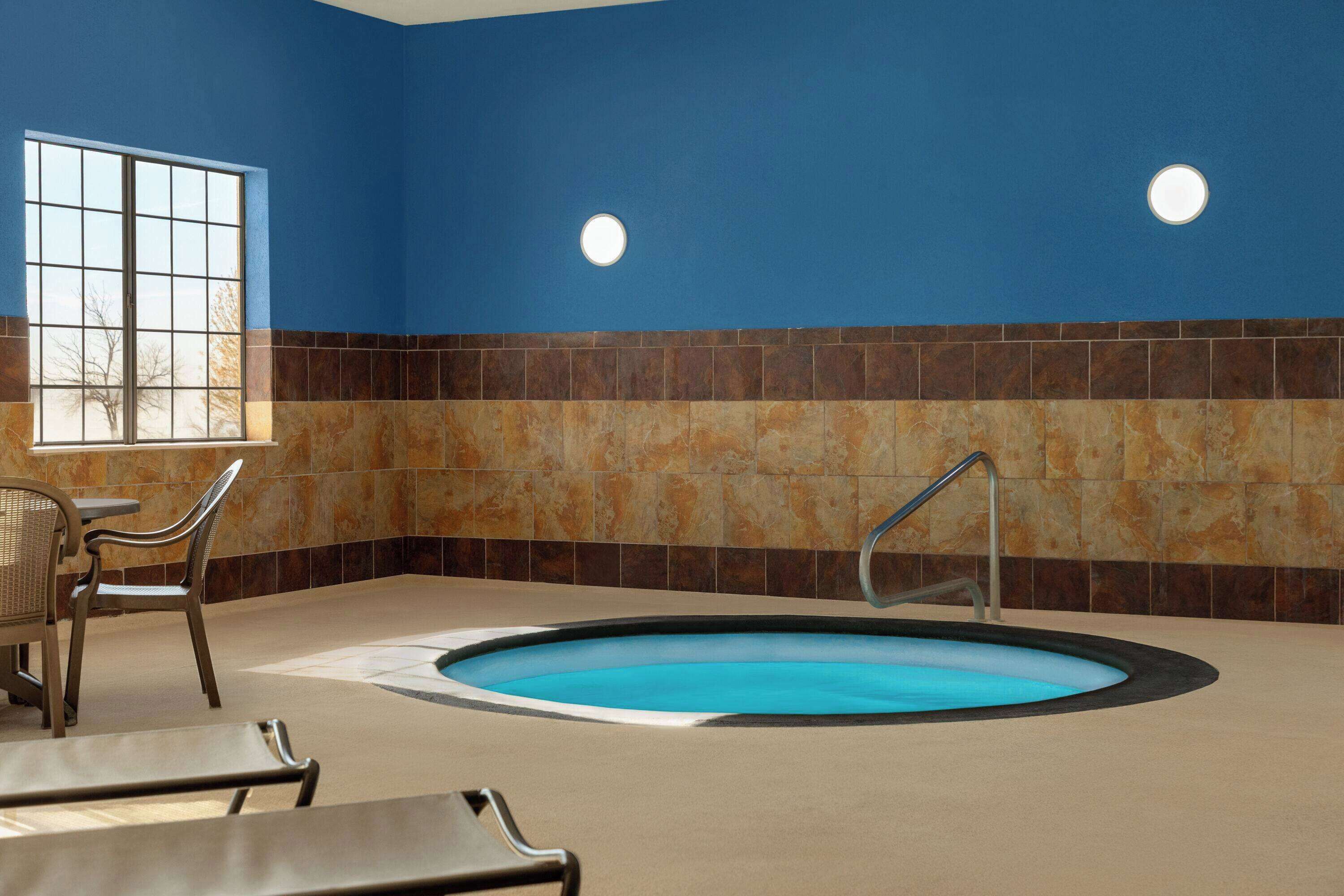 indoor pool, pool loungers