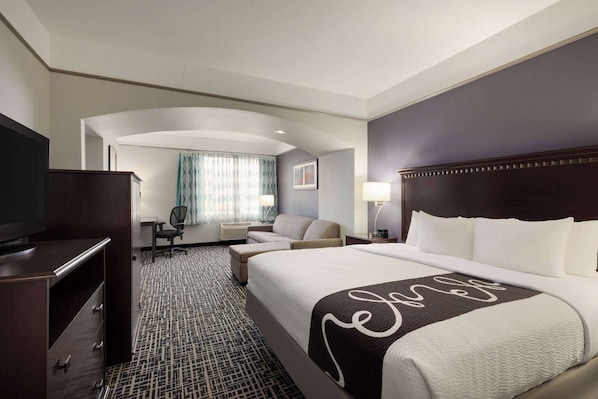 Room, 1 King Bed, Non Smoking (Mobility, Bathtub w/ Grab Bars) | Premium bedding, down comforters, pillowtop beds, desk