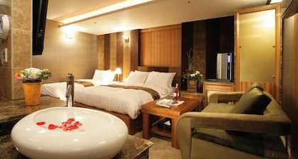 Hotel Elleinn