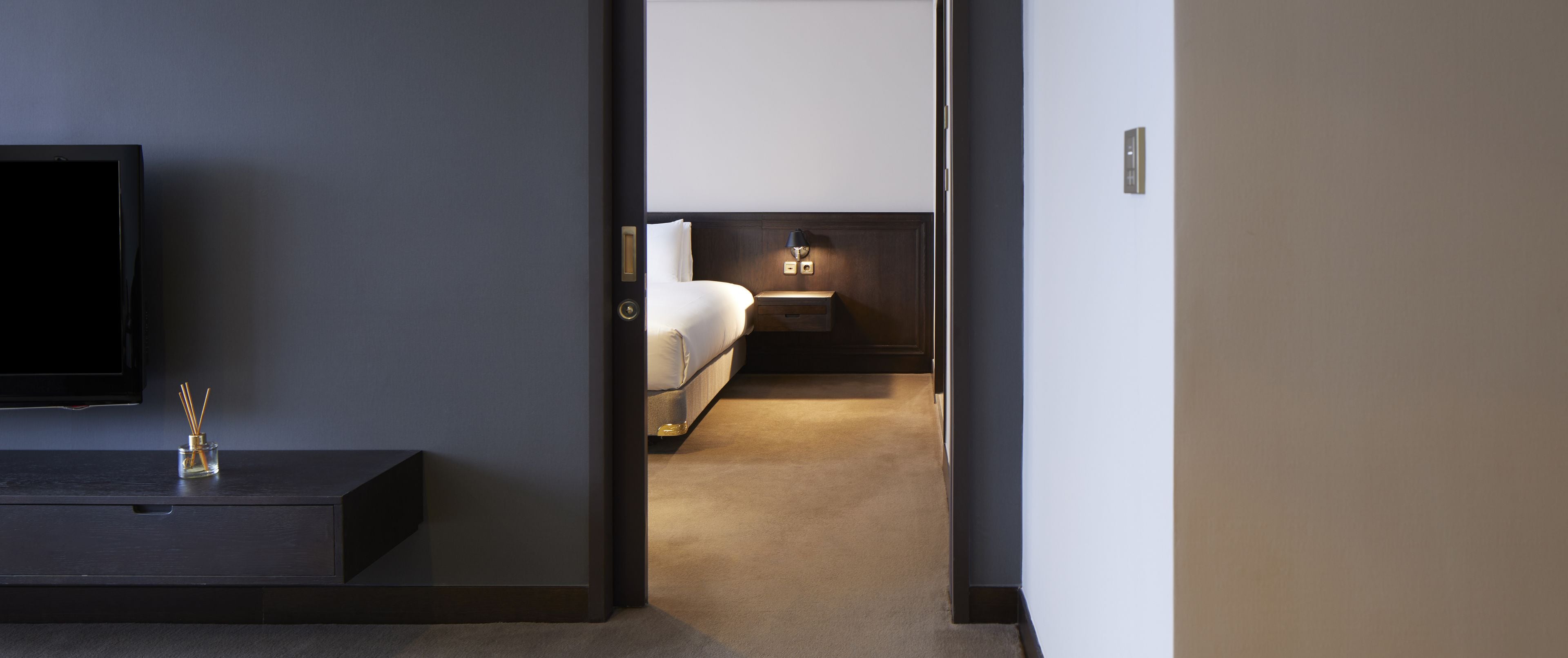 1 bedroom, premium bedding, minibar, in-room safe