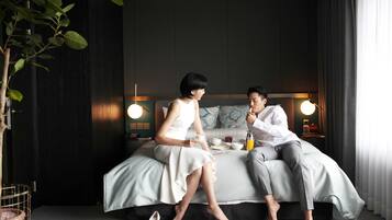 Premium bedding, minibar, in-room safe, desk