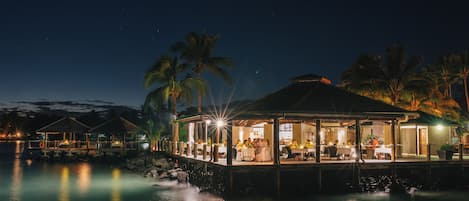 2 restaurants servant le déjeuner