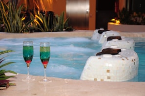 Bain à remous extérieur