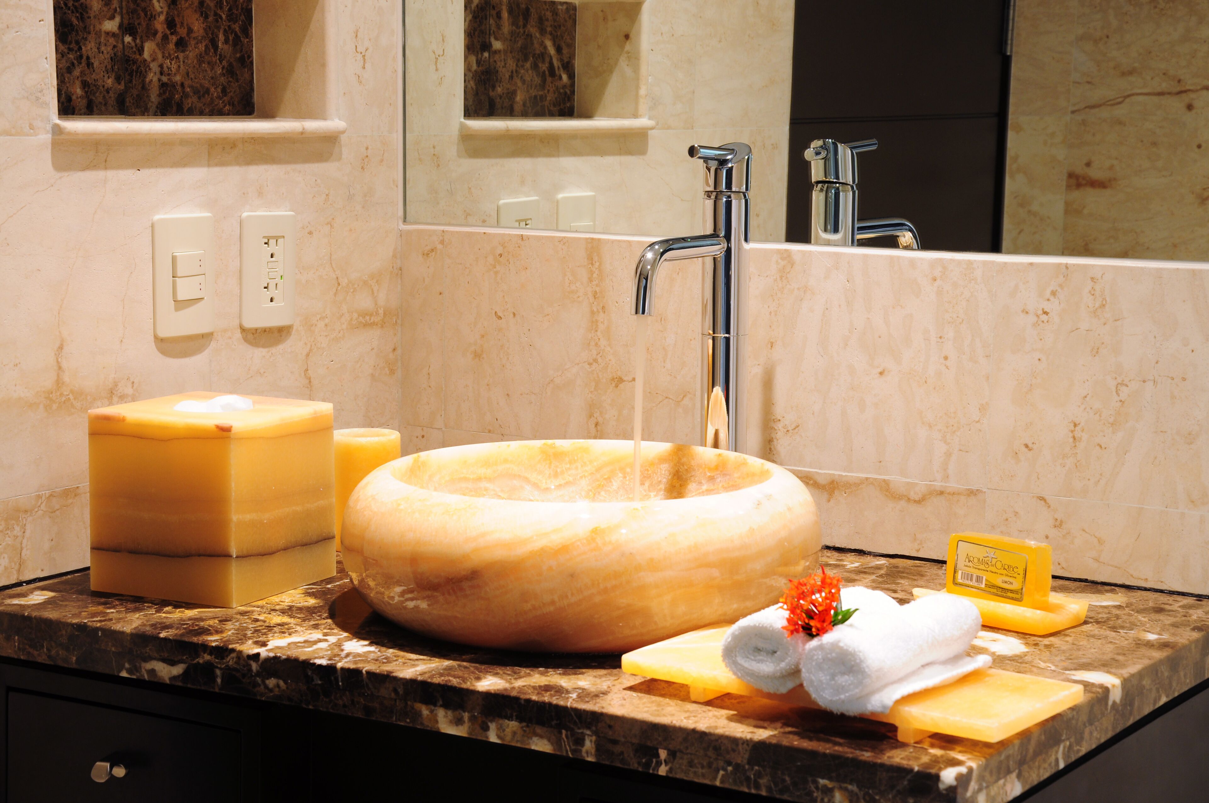 premium condo, 2 bedrooms, hot tub | bathroom sink