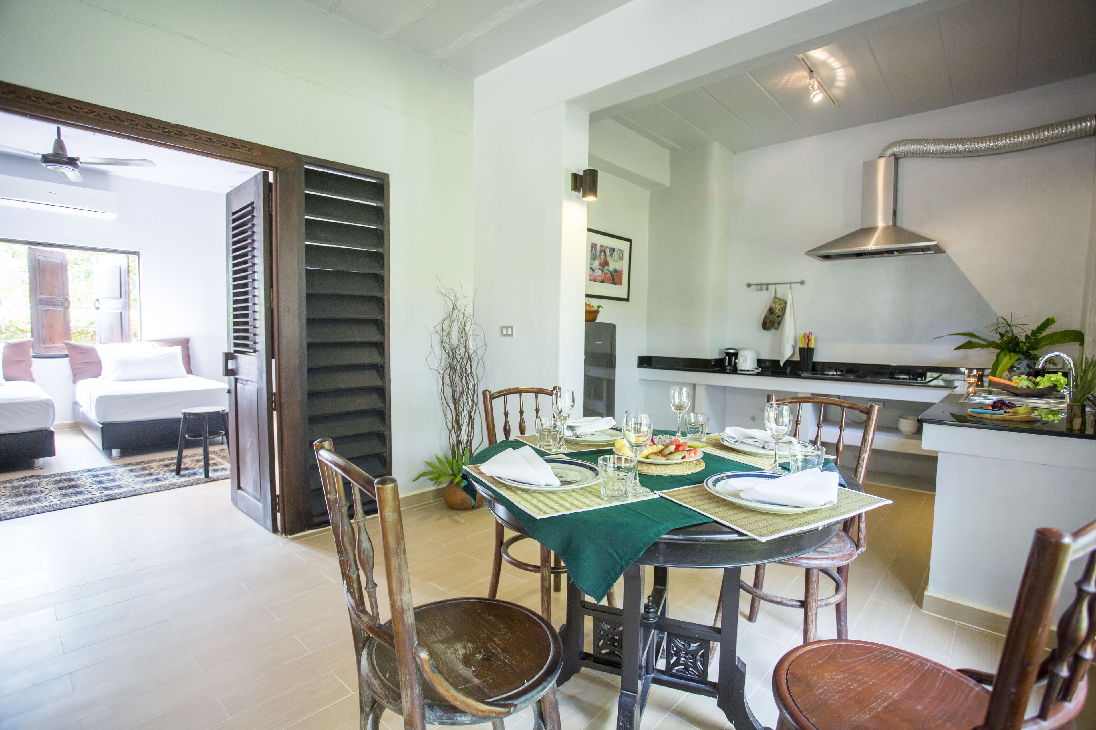 family villa, 2 bedrooms (2 bedroom modern family villa) | in-room dining