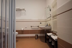 Classic Double or Twin Room, Accessible | Bathroom | Shower, free toiletries, hair dryer, slippers