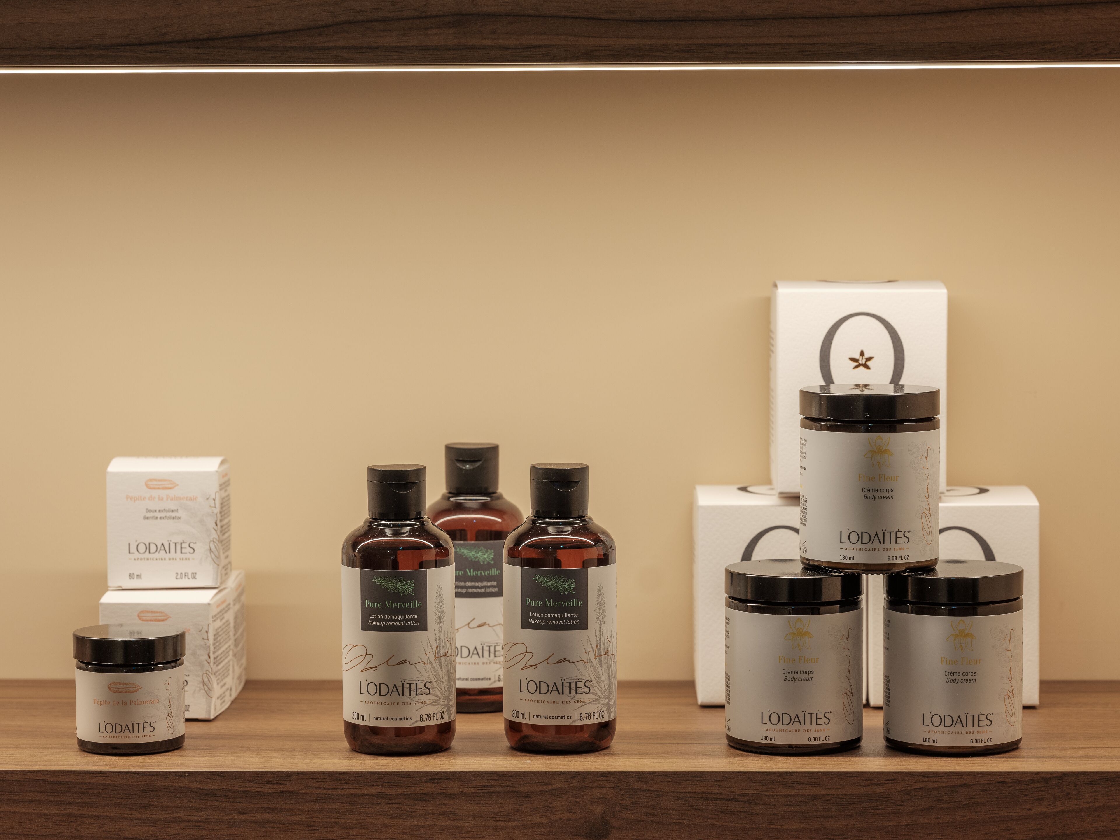 couples treatment room(s), body treatments, deep-tissue massages