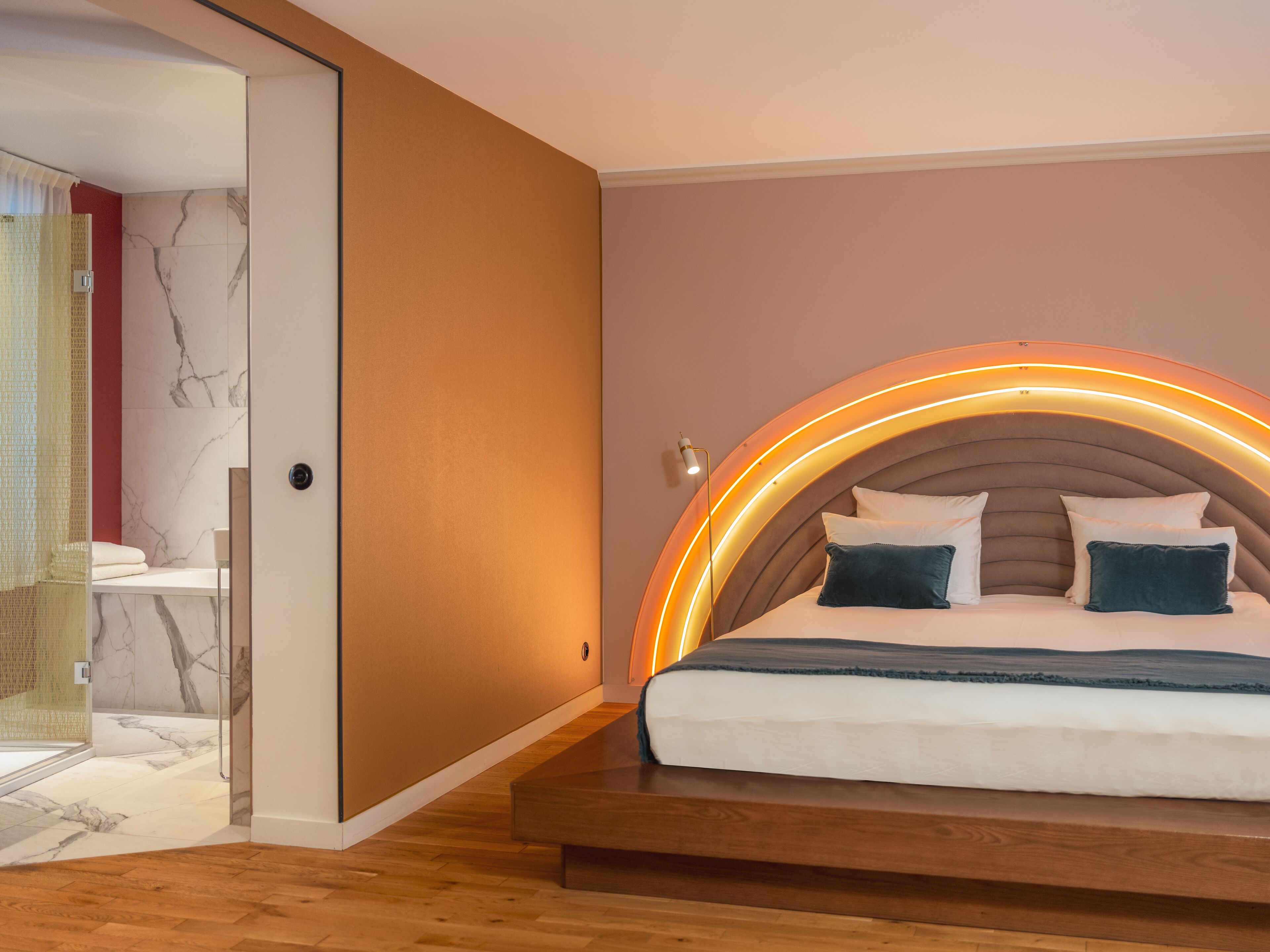 1 bedroom, premium bedding, in-room safe, soundproofing