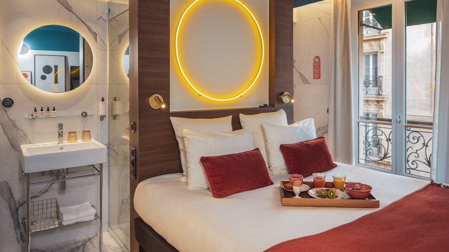 Seven Hotel Paris
