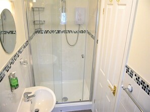 Double Room, Ensuite (Room 4) | Bathroom - Ashlea Guest House (Banbury)